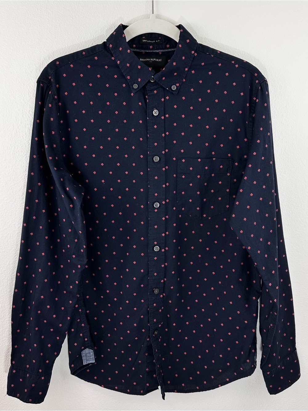 Banana Republic Untucked Fit Shirt Men’s Medium 100% Cotton Smart Casual Navy